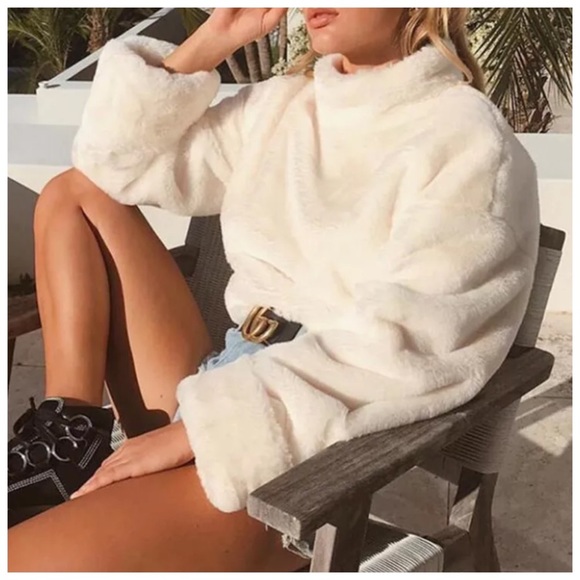 🎁 ‼️LAST CALL PRICE FIRM The PICORA Soft Plush Top - Picture 3 of 8